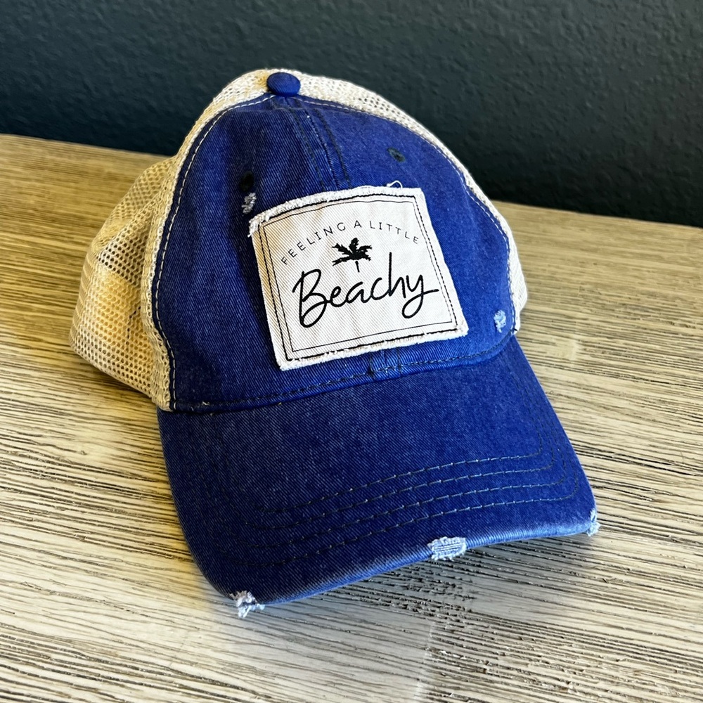🆕 Karma “Feeling A Little Beachy” Blue and Cream Cap